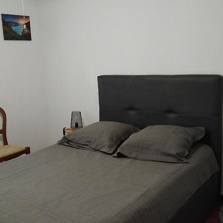 Appartement 2 Etoiles Proche Du Stade Et Des Thermes A Balaruc-Les-Bains, Avec Parking Et Balcon Ferme - Fr-1-503-84 Buitenkant foto
