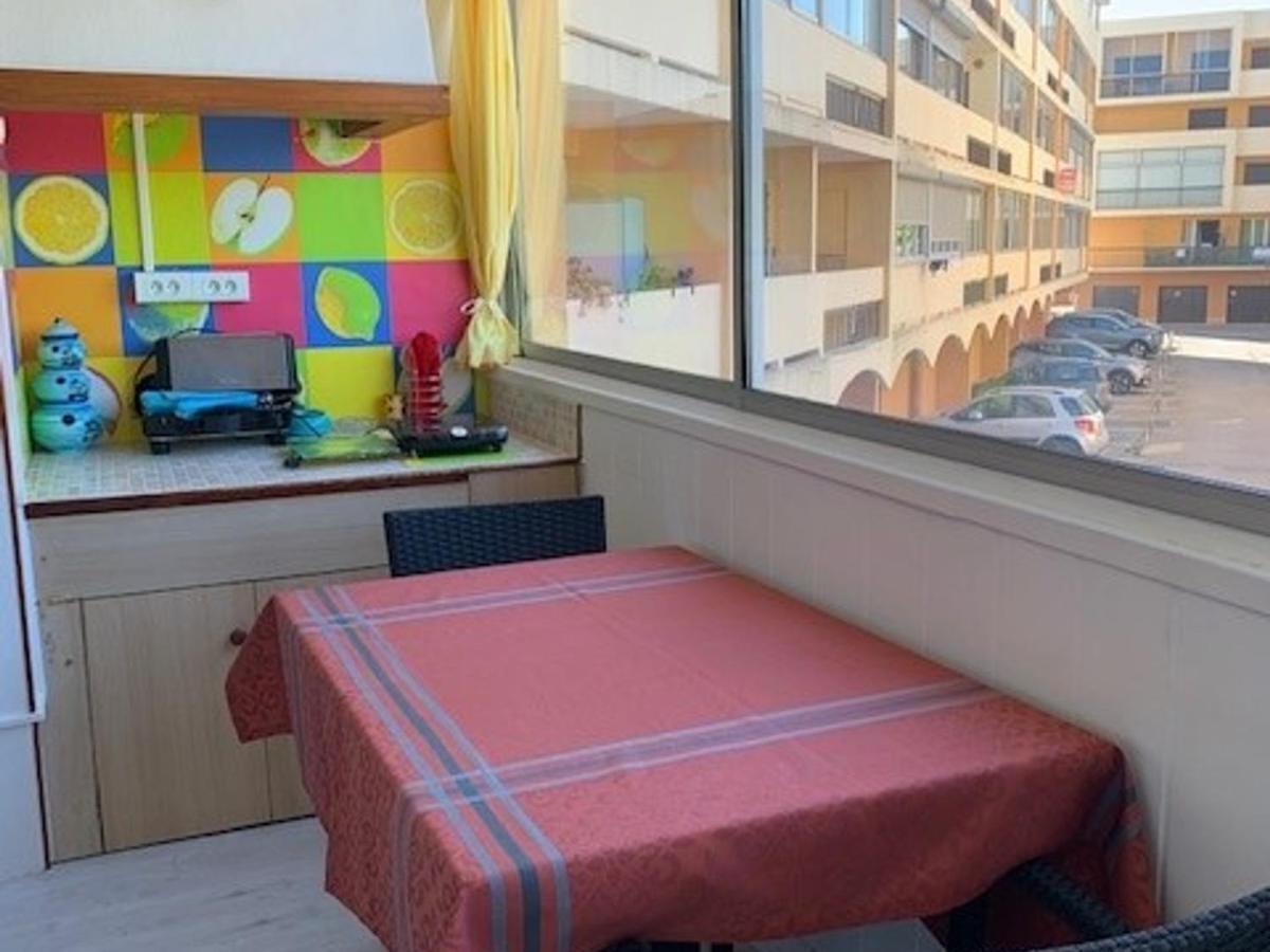 Appartement 2 Etoiles Proche Du Stade Et Des Thermes A Balaruc-Les-Bains, Avec Parking Et Balcon Ferme - Fr-1-503-84 Buitenkant foto