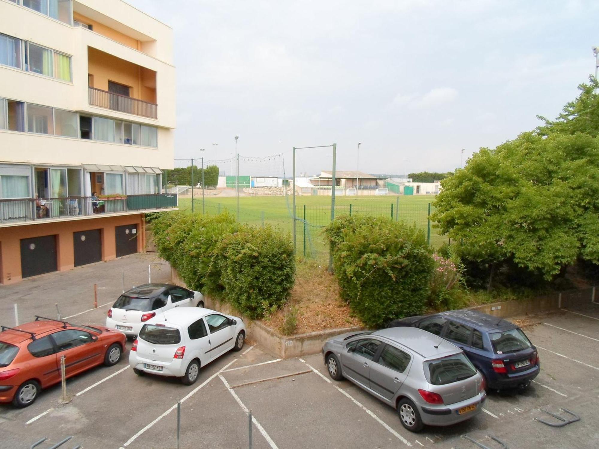 Appartement 2 Etoiles Proche Du Stade Et Des Thermes A Balaruc-Les-Bains, Avec Parking Et Balcon Ferme - Fr-1-503-84 Buitenkant foto